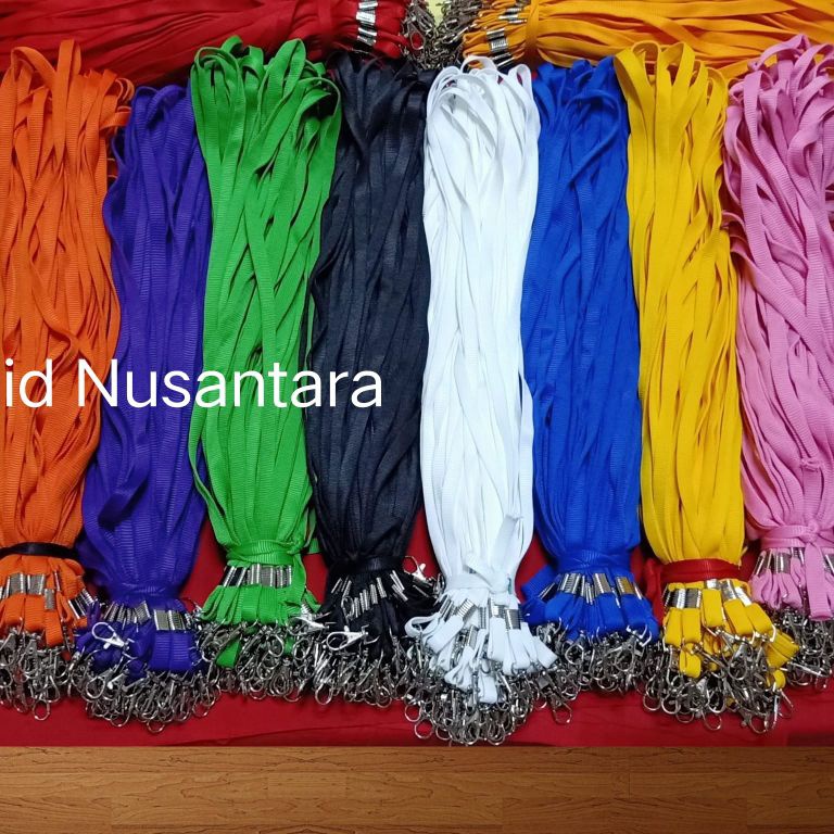 

Tali ID 1CM pengait besi tebal isi 5 pcs KODE I7S9