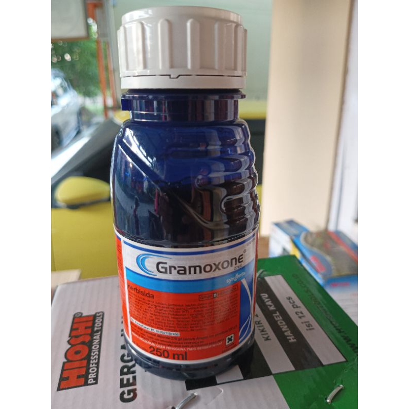 Obat Rumput Gramoxone