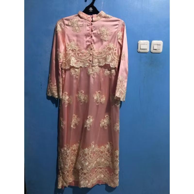 Preloved Dress Lace