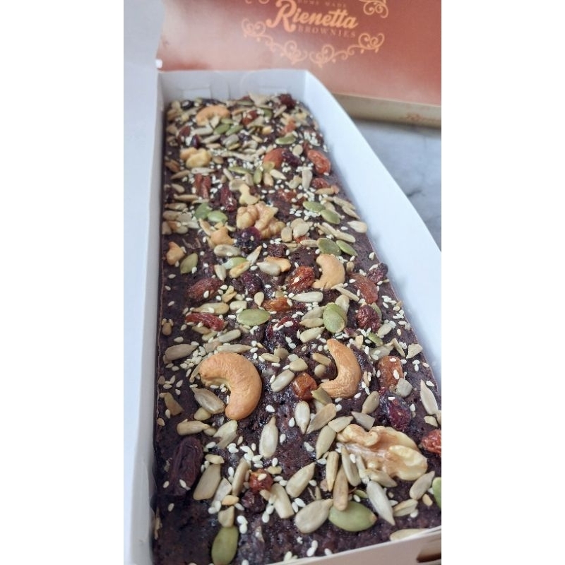 

Fudgy Brownies Mix Fruit & Nut 30x10 Rienettabrownies