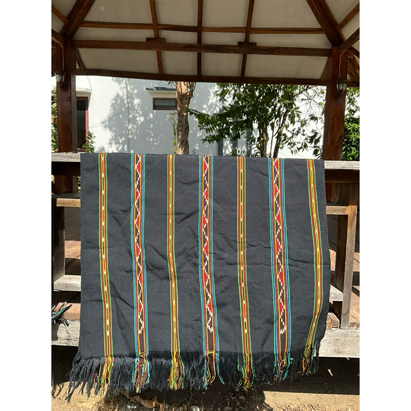 TENUN ASLI ALOR NTT