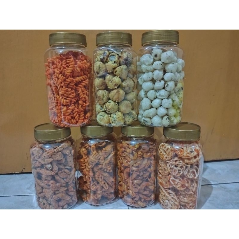 

Aneka Snack Jolie Kitchen/makaroni DJnpedas/Basreng Djeruk pedas/soes coklat/cimol pedas/kerupuk seblak djeruk pedas/Makaroni spirall balado