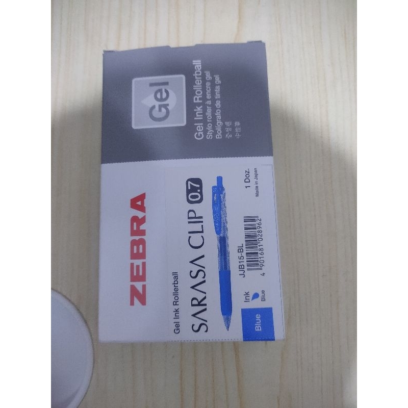 

HJK Pulpen Gel Sarasa Zebra 0.7 (1 Pak/12 Pcs) Hitam/Biru