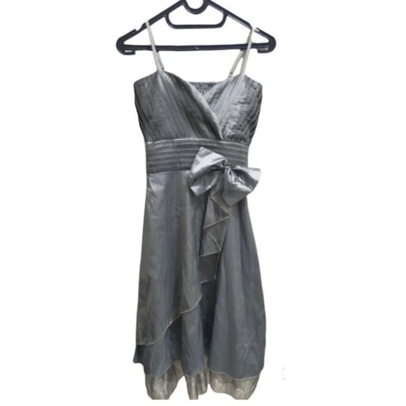 Gaun Pesta / Dress Silver Abu Grey gaun remaja dewasa