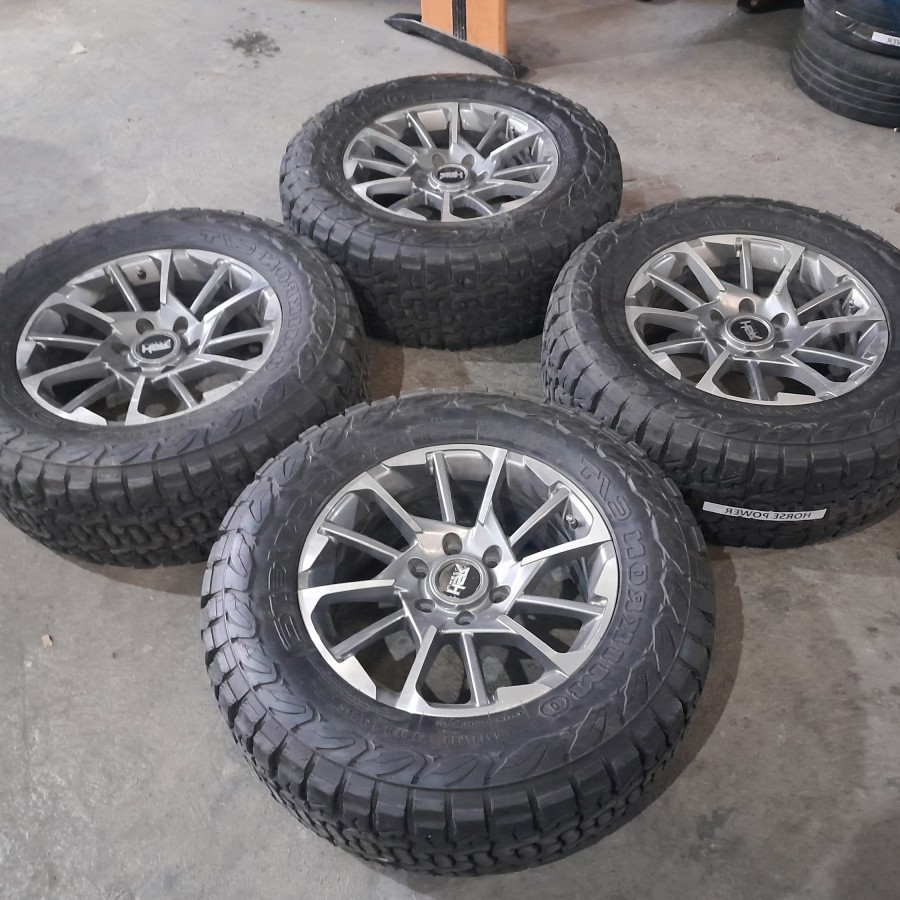 VELG MOBIL OFFROAD SEKEN PAJERO FORD RANGER TRITON HILLUX RING 18 PCD 6X139,7 HSR HOLLO BAN ACCELERA