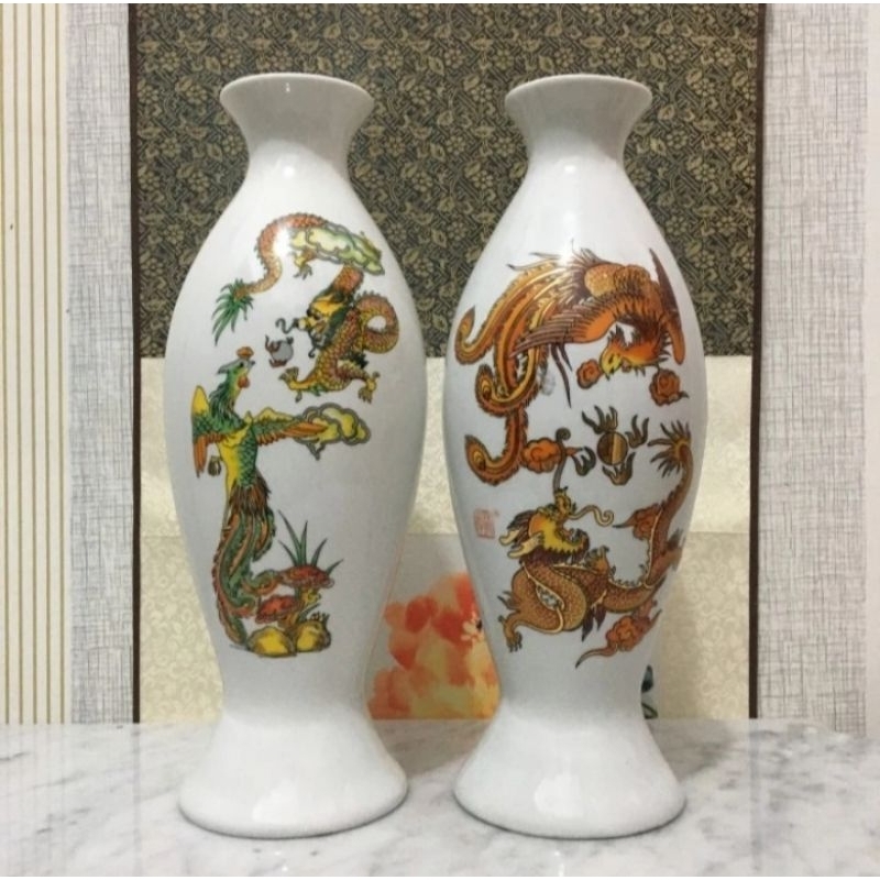 Guci vas keramik motif naga