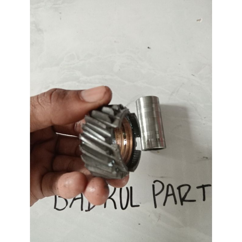 GIGI PRIMER BOSING FIZ FIZR SPORTY FOSWAN FORCE ONE