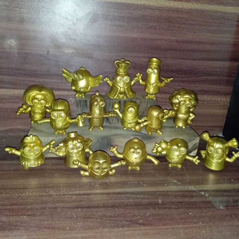 happy meal toys minion gold set