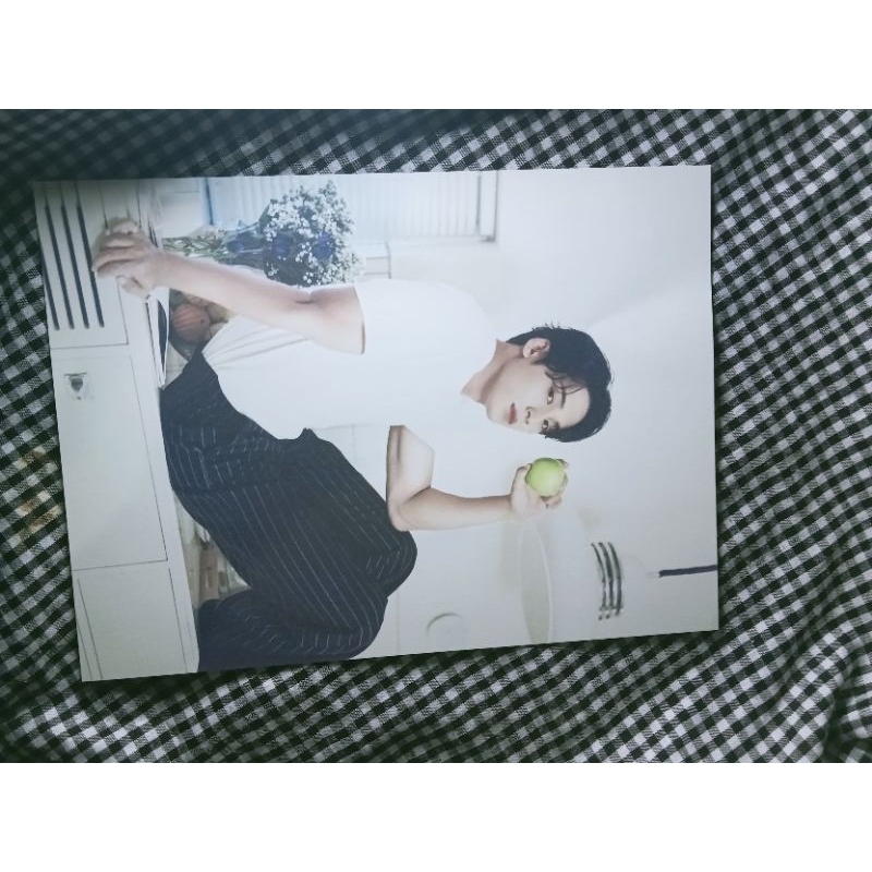 seventeen mini poster SG 24