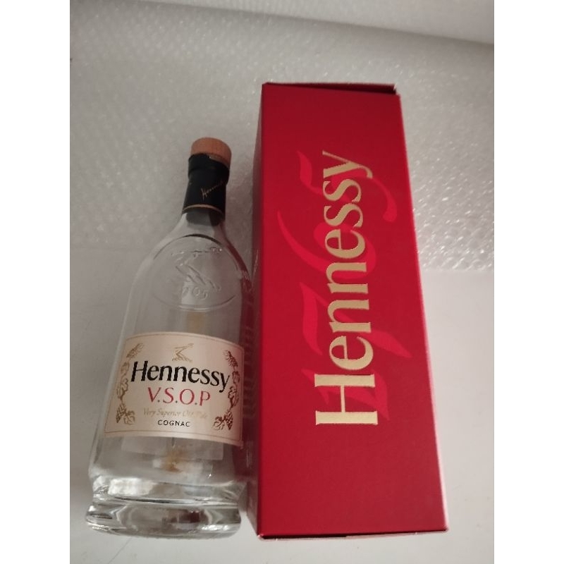 botol whiskey bekas hennessy vsop isi kosong lengkap dengan box untuk pajangan