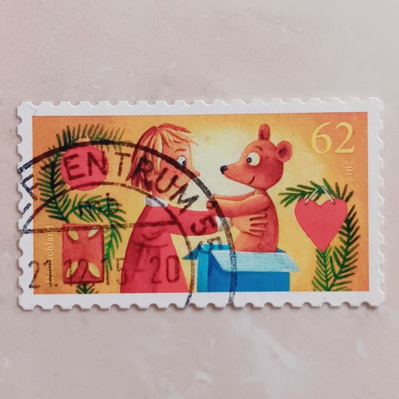 

(AD) Perangko Jerman, Republik Federal 2015 Christmas 2015 - Child with Teddy 62 euro cent Used