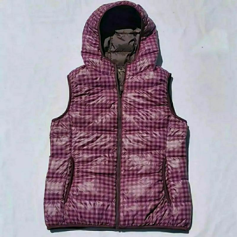 ROMPI BULU ANGSA ULTRALIGHT UNIQLO