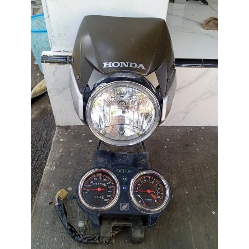 LAMPU DEPAN TIGER 2013 BARONG ORIGINAL COPOTAN FUL SET