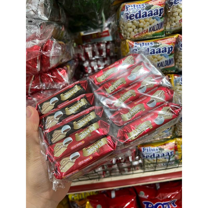 

Biskuit Khong Guan Classic cokelat/ biskuit khong guan/ wafer classic / wafer khong guan