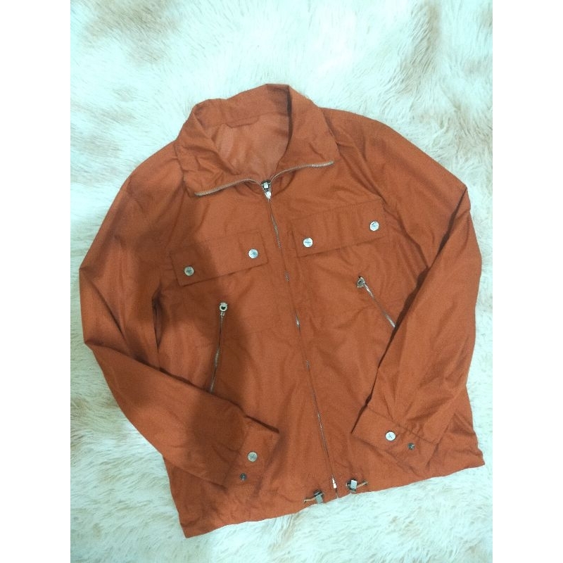 //PRELOVED JAKET SALVATORE FERRAGAMO//