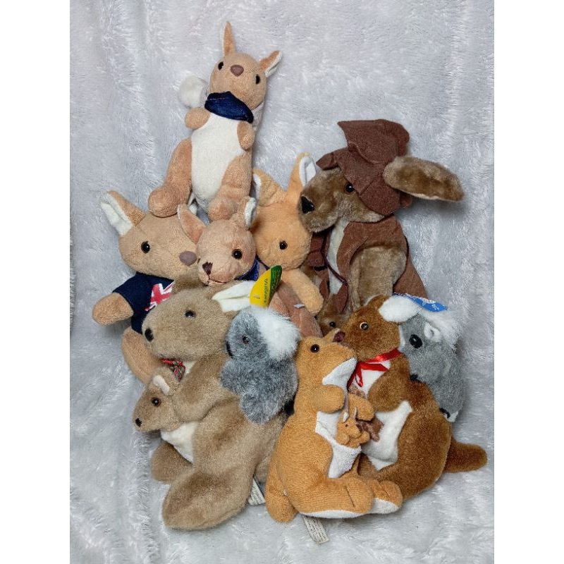 

BONEKA HEWAN/BONEKA KANGURU/BONEKA KADO/BONEKA UNIK/BONEKA LUCU