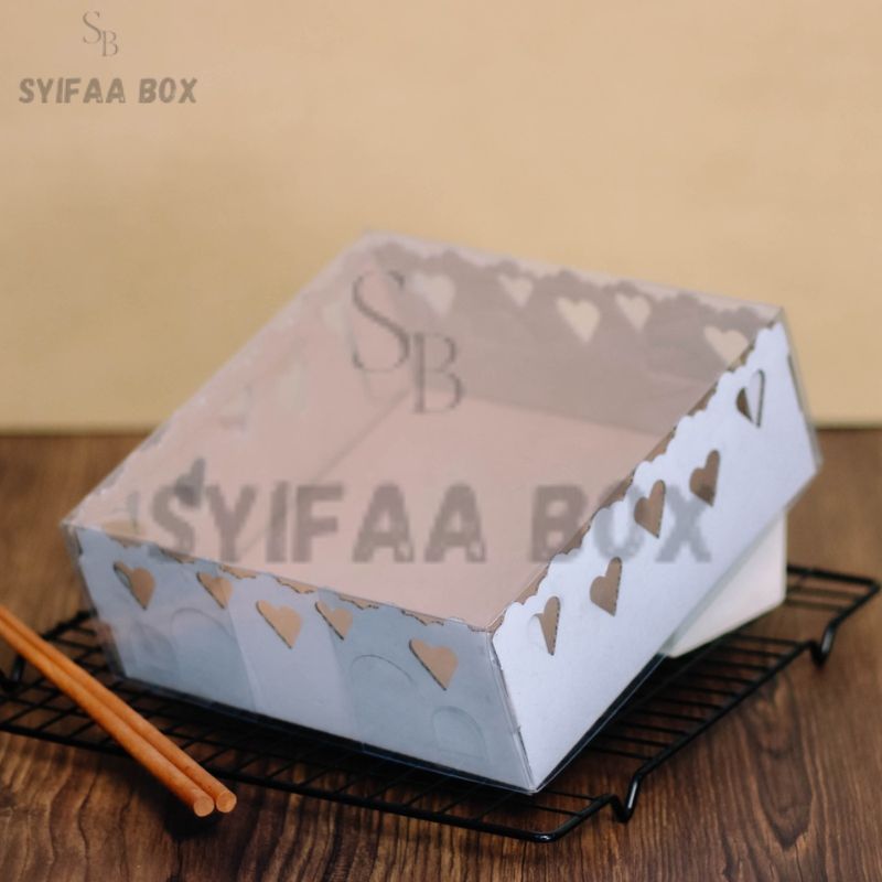 

( 10 pcs ) Kardus Tutup Mika Box Die Cut Dus Kotak Kue Cake Packaging Hampers 20x20x7 cm