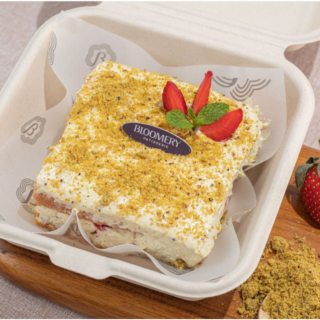 

Pistachio Fraise Tiramisu Special Bloomery