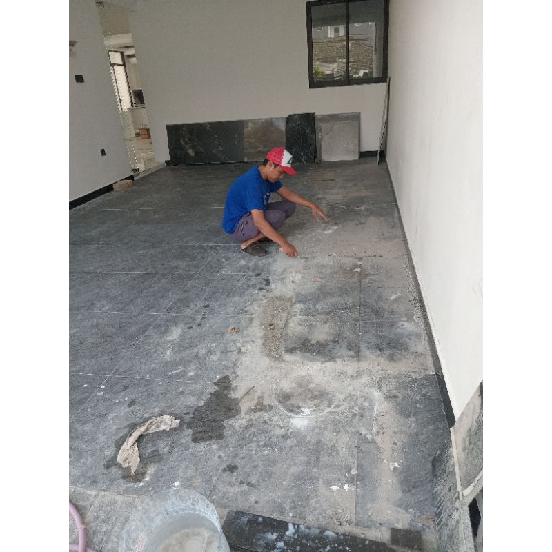 Jasa pembersih lantai keramik