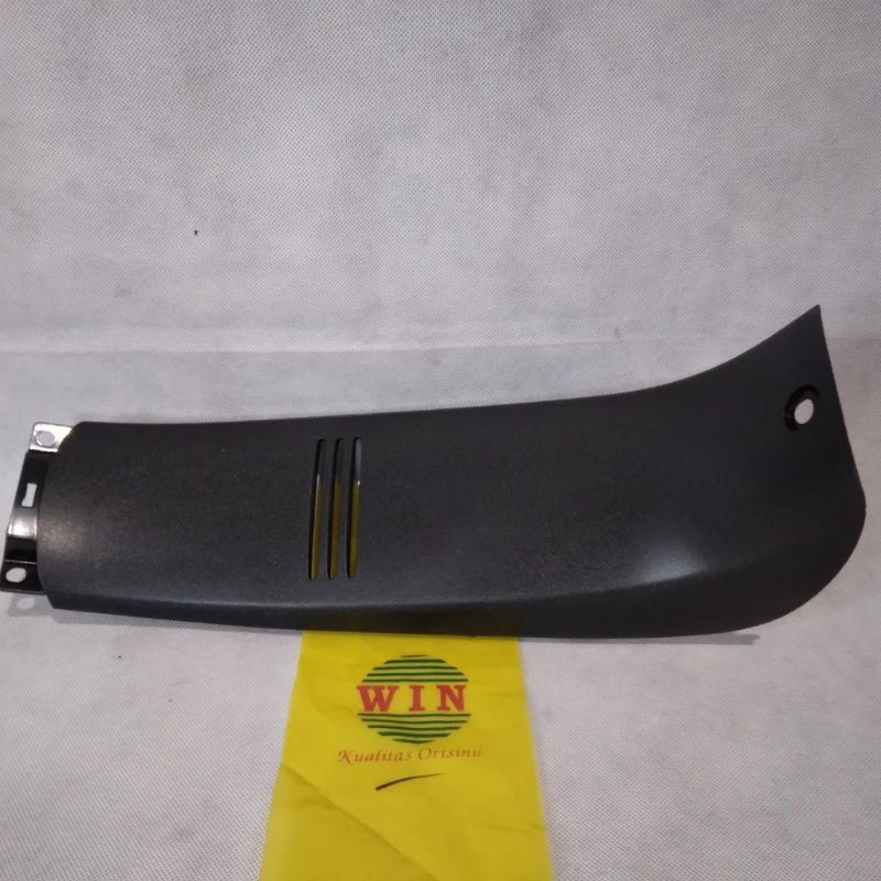 Sambungan Cover Body karisma/tebeng/ legshield tengah atas karisma x/win