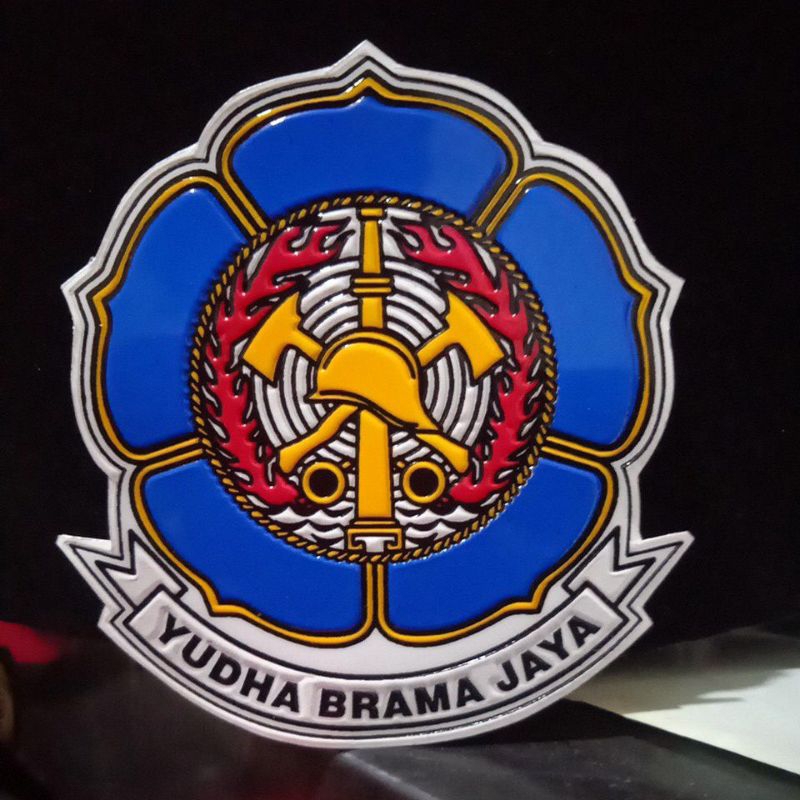 

stiker embos Logo Damkar