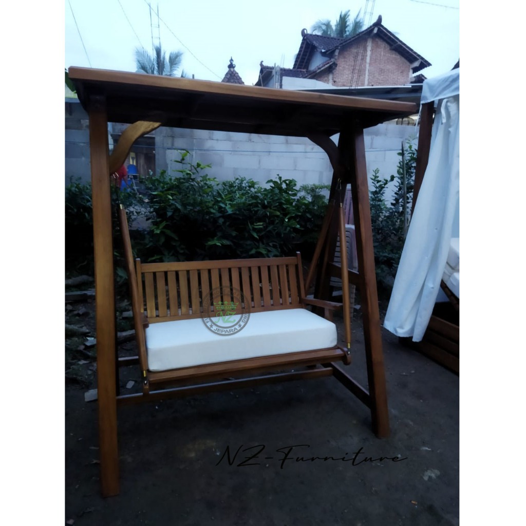 Bangku Ayunan Kayu Jati untuk Penggunaan di Dalam atau Luar Ruangan