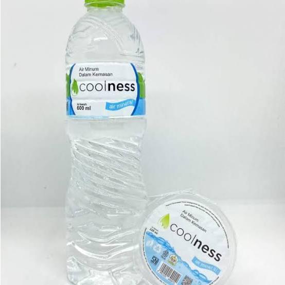 

AIR KEMASAN PONTREN URYALAYA 600 ML isi 3 botol