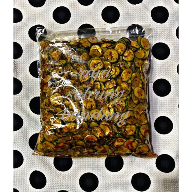 

kerupuk jengkol bulat pedas daun jeruk