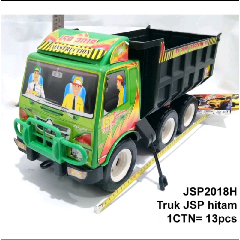 Mainan anak laki-laki truk besar