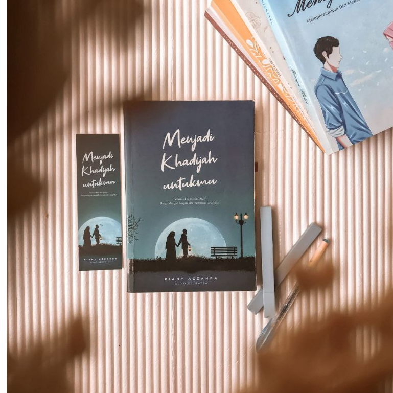 Menjadi Khadijah Untukmu - Riany Azzahra / Gadisturatea / Best seller
