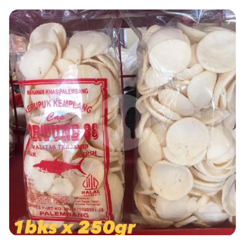 

kerupuk kemplang palembang