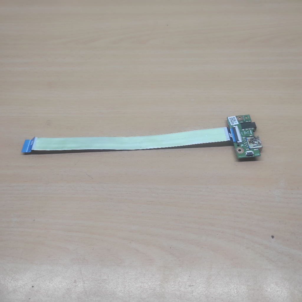 Port USB Laptop Asus E203M