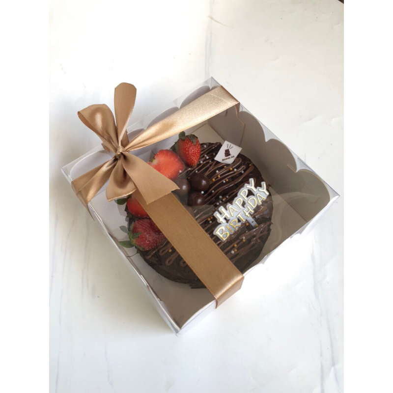 

Berry tart brownie | brownies ulangtahun | birthday brownies | brownies strawberry | fudgy brownies | browniesn panggang | brownies coklat