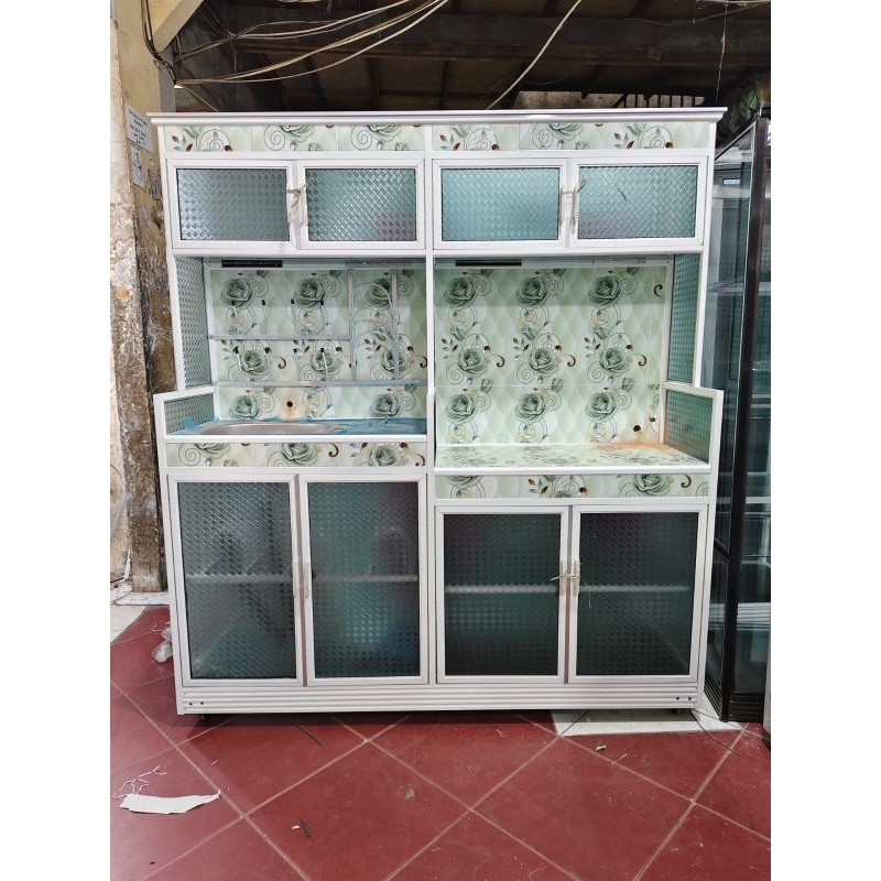 Meja wastafel set dengan rak dapur atas bawah