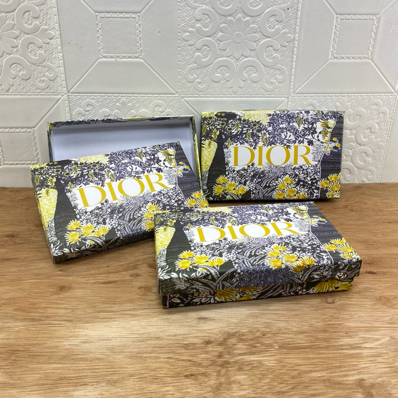 

kardus box dompet dor uk 20,5 x 12 x 4