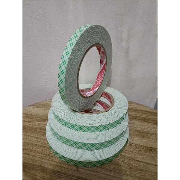 

Double tape foam hijau batik utk lem timah besi tempel balancing , panjang 15 Meter