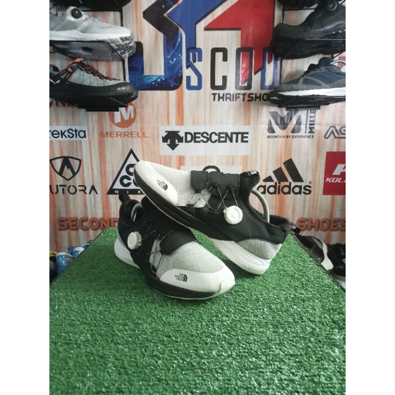 Sepatu Hiking / Running / Casual TNF Slip On