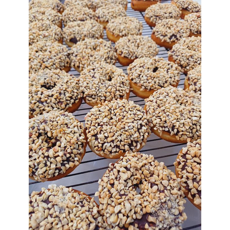 

DONAT MIX 1box isi 5pcs