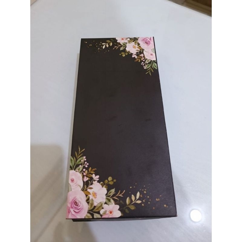 

Box Sendok Garpu uk 21,2 x 9,5 x 2,7 Tutup Cetakan Kertas ( Min Order 5 Pcs)