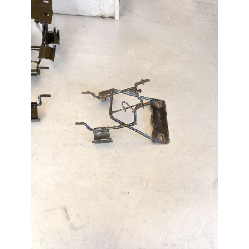 breket dudukan lampu depan tiger revo lampu bulat original copotan