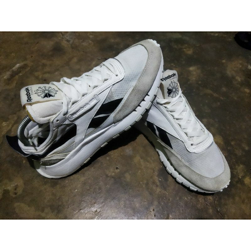 sepatu reebok classic leather legacy