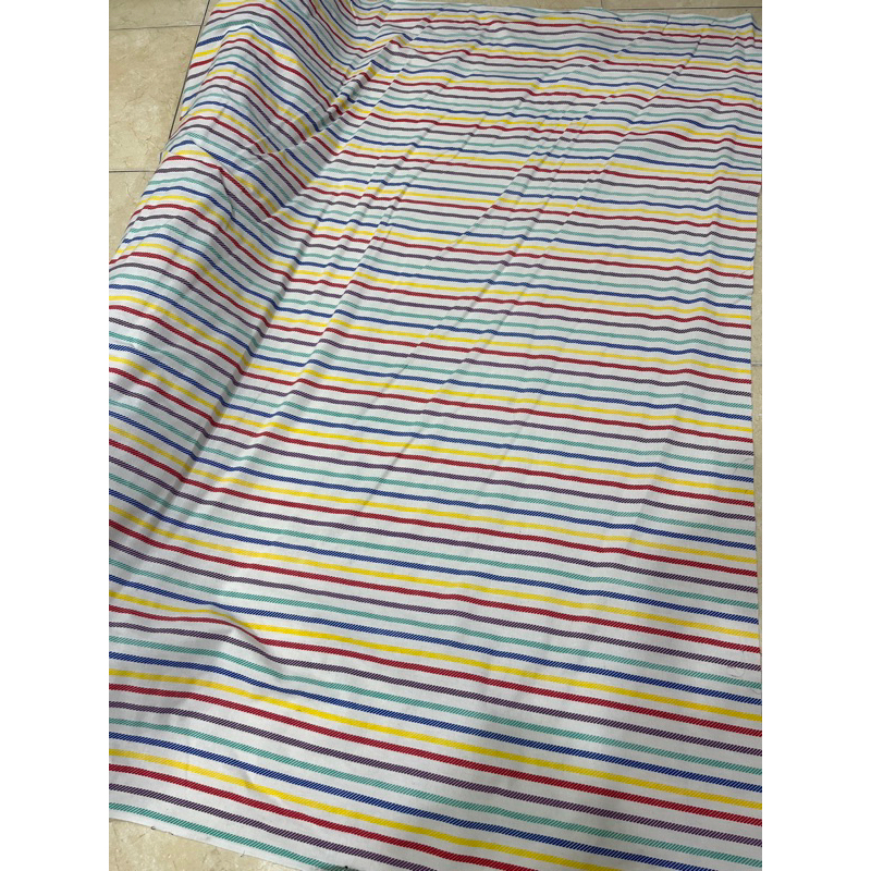 selimut / bahan kain selimut garis warna-warni lembut tidak nerawang