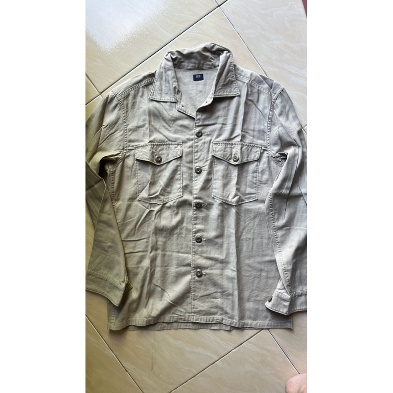 kemeja uniqlo military shirt