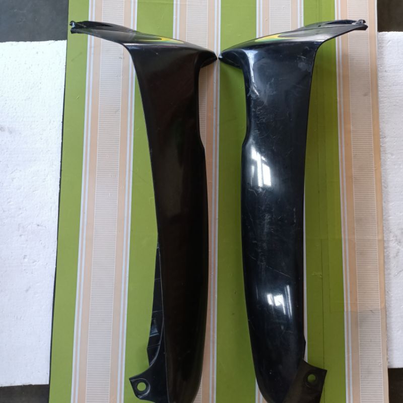 Tebeng cover dek body fairing sayap luar Suzuki Shogun 110 r new shogun r 110 new shogun 110 r hitam