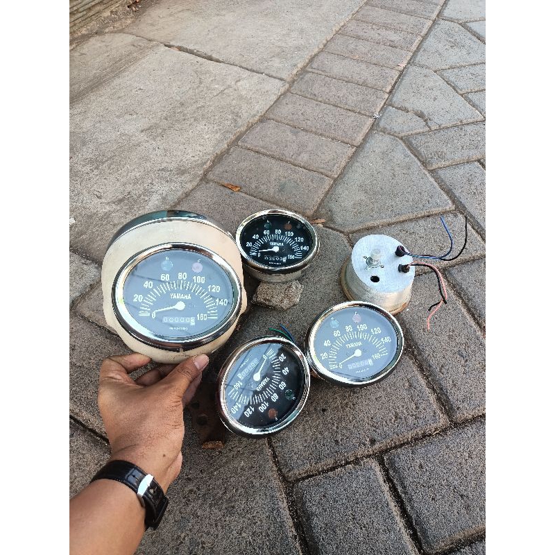 Batok lampu YL 1 YAMAHA YASI VIBER SET SPEEDOMETER/BATOK YL SATU YAZI