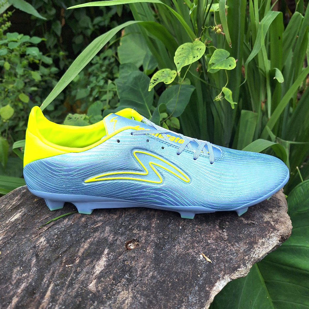 SPECS LS EVOLUTION FG SEPATU BOLA