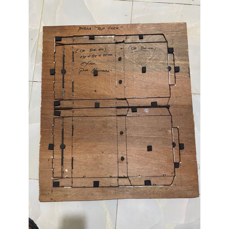 

Pisaupond kardus pizza eflute out 2 UK 235x175x55mm