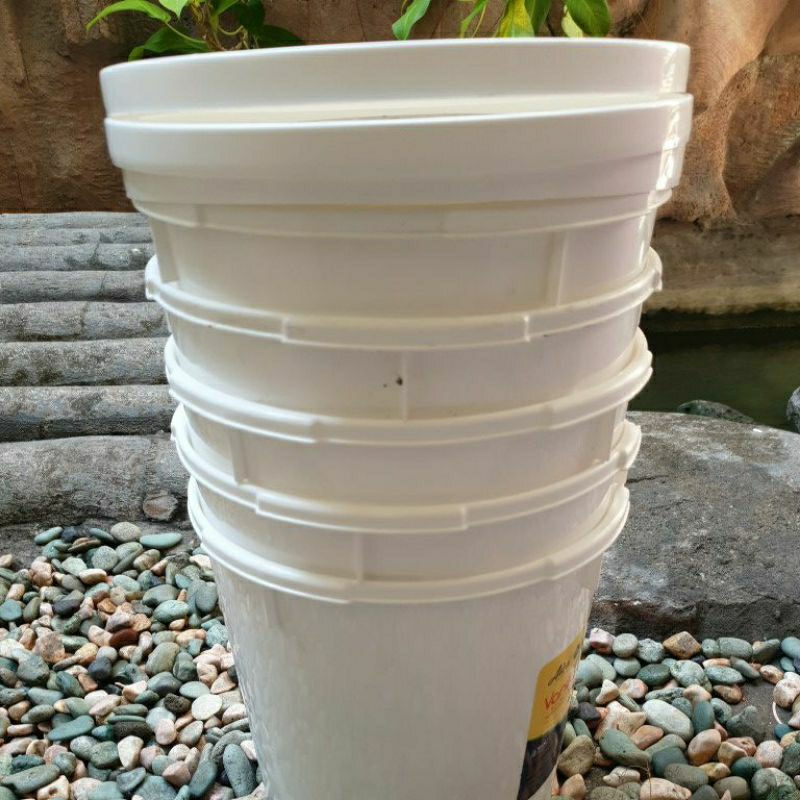 4 ember putih bekas AICE