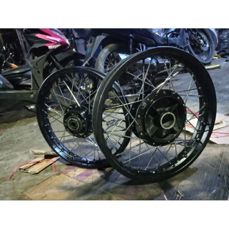 velg 1set D/B ring'14 model Strail Mini Suzuki smash 110 Shogun lama { second berkualitas }