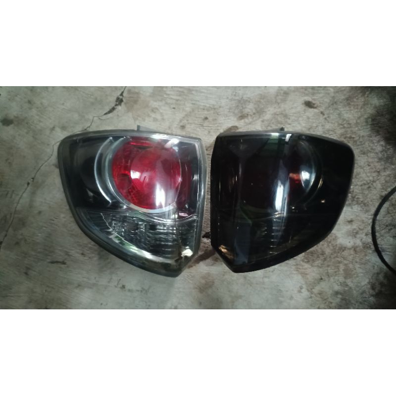 lampu belakang fortuner vnt